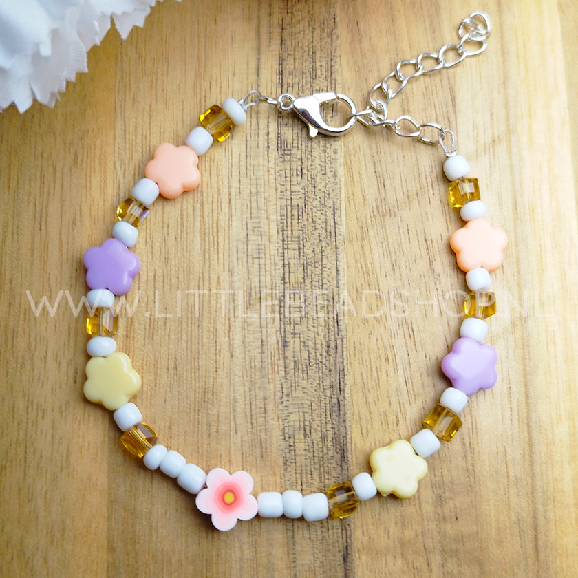 Polymeer Kralen Bloemetjes pastel, 30 stuks