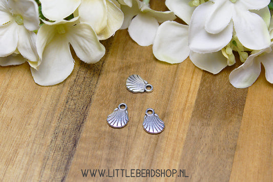Small Shell Charms Silver Color, per piece
