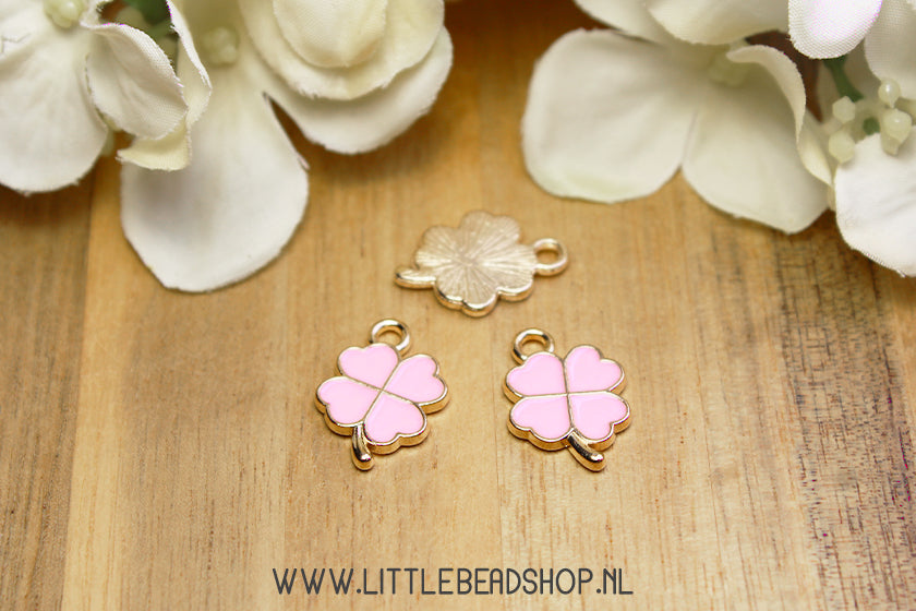 Emaille Bedels Klavertje Vier Licht Roze, per stuk