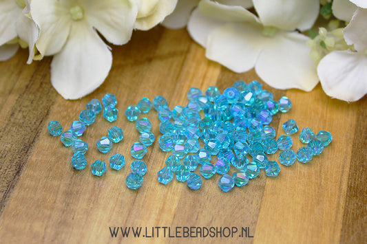Faceted Bicone beads 4mm Light Blue Shine, +/- 80 pieces