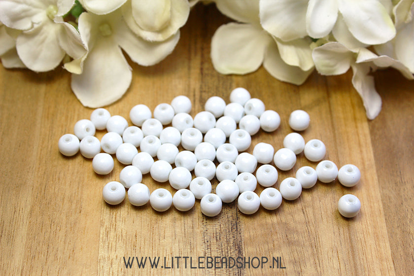 Glaskralen Basic White 6mm, +/- 65 stuks
