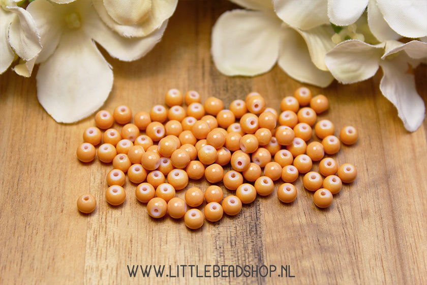 Glaskralen Basic Soft Yellow 4mm, +/- 100 stuks