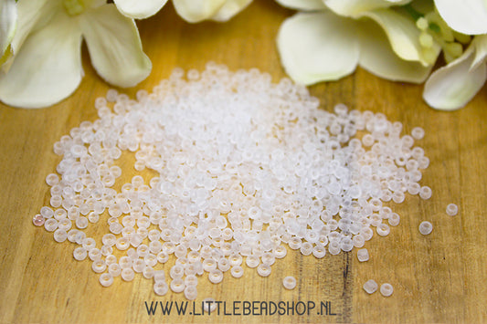 Seed beads Frosted White 2mm, 15 grams