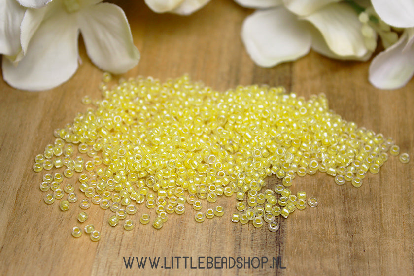 Rocailles Transparant Licht Geel 2mm, 15 gram