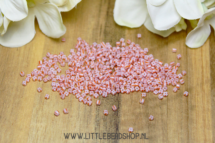Rocailles Stripes Lichtrood & Wit 2mm, 15 gram