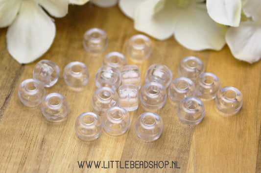 Transparent acrylic beads, +/- 20 pieces