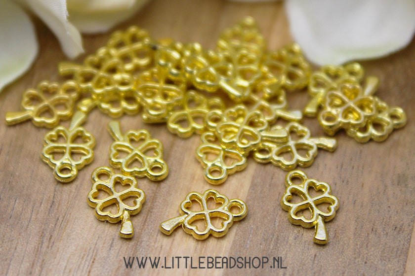 Small four-leaf clover charms, per piece