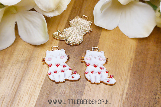 Enamel Charms Cat with heart garland, per piece