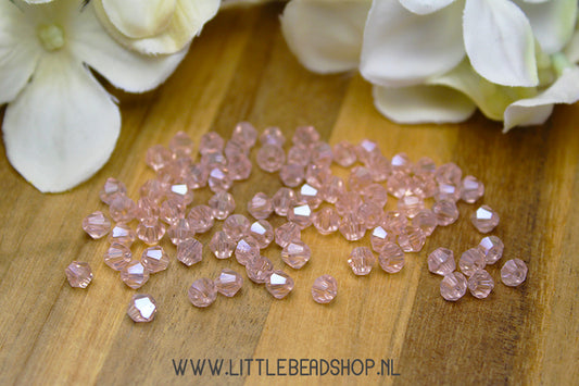 Faceted Bicone beads 4mm Light Pink Shine, +/- 80 pieces