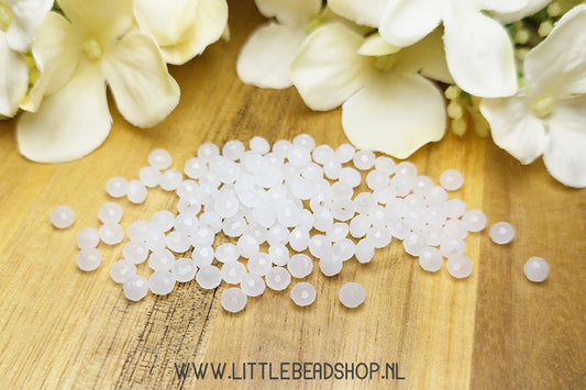 Faceted beads 4mm Milky White, +/- 110 pieces