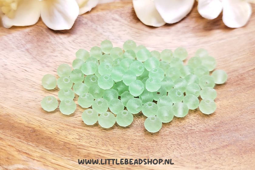 Facet kralen 6mm Frosted Light Green, +/- 80 stuks