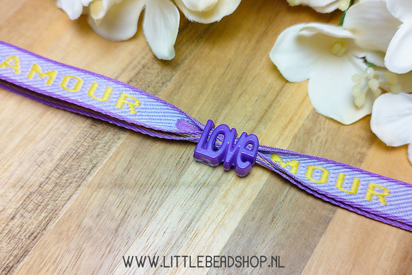 Acryl kralen Groot Love, 15 stuks