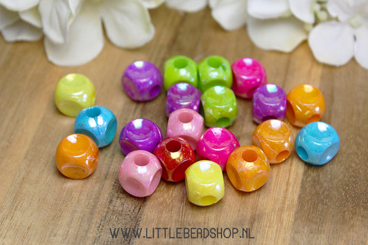 Acrylic Beads Shiny Cubes, 20 pieces