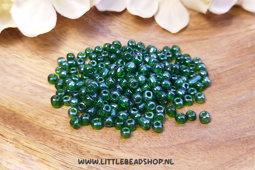 Rocailles Pine Green Shine 4mm, 27 gram