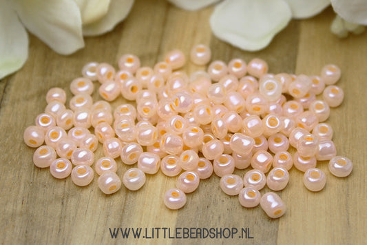 Seed beads Peachy Orange 4mm, 27 grams