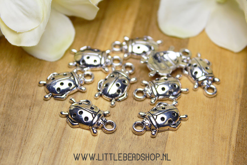 Charms Ladybug silver color, per piece