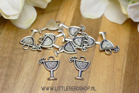 Charms Cocktail glass silver color, per piece