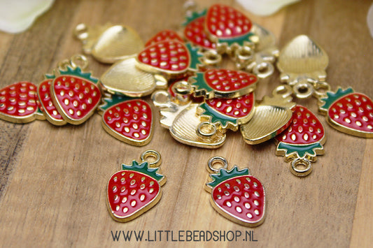 Enamel Charms Strawberry, per piece