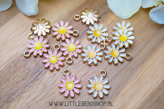 Enamel Charms Daisy Flower, per piece
