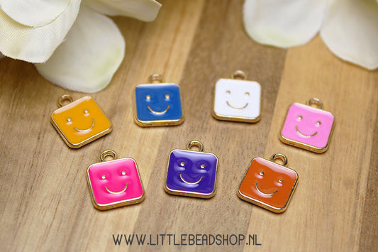 Enamel charms Smiley Square, per piece