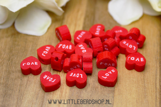 Polymer Beads Hearts Red, +/- 15 pieces