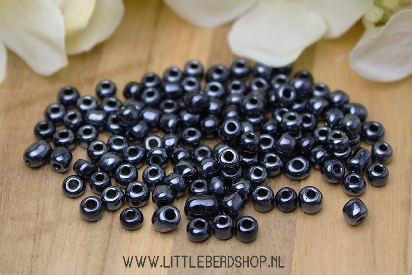 Rocailles Metallic Black 4mm, 27 gram