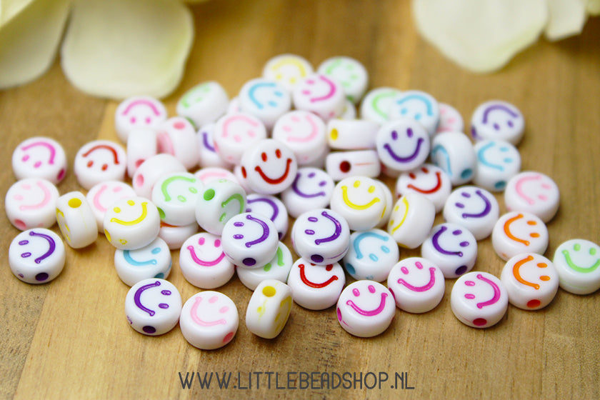 Smiley Kralen Wit/Kleur 7mm, 100 stuks