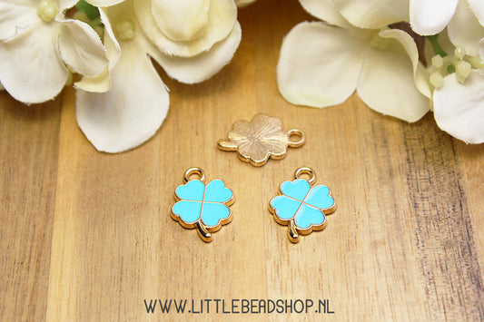 Emaille Bedels Klavertje Vier Licht Blauw, per stuk