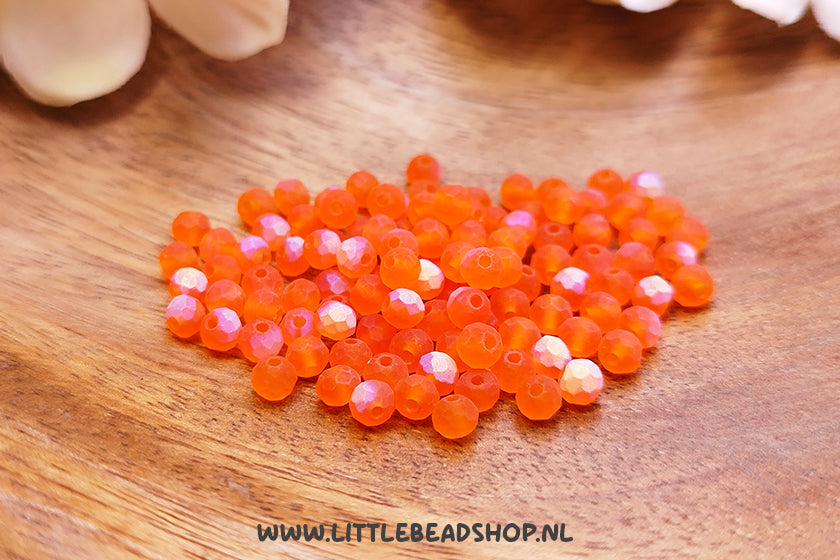 Facetkralen 4mm Shiny Frosted Bright Orange rondel, +/- 110 stuks