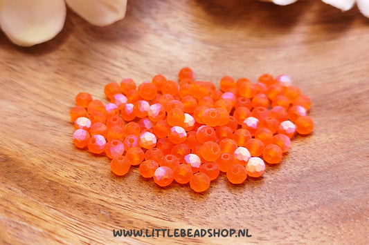Facetkralen 4mm Shiny Frosted Bright Orange rondel, +/- 110 stuks