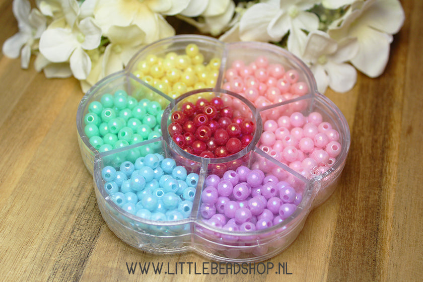 Kralenbox Bloem met acryl kralen Shiny Pearl, +/- 490 kralen