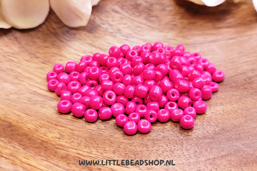 Seed beads Dark Violet Pink 4mm, 27 grams