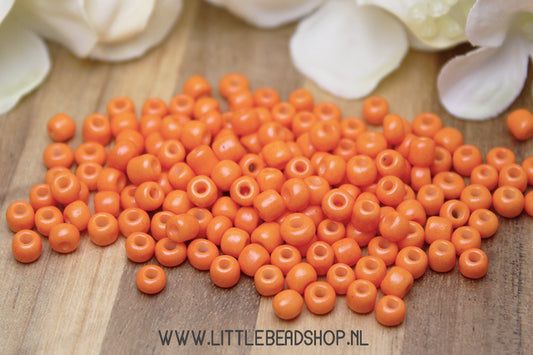 Seed beads Sweet Orange 4mm, 27 grams