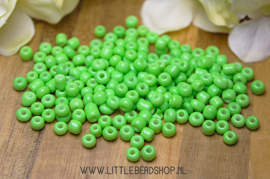 Rocailles Lime Green 4mm, 27 gram